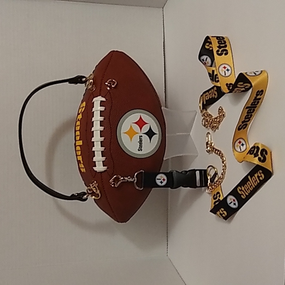 LIMITED EDITION HANDMADE Football Purse (PITTSBURGH STEELERS) 🏈 - Picture 4 of 12